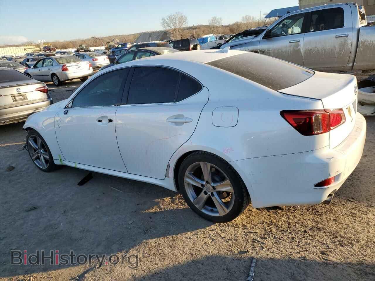 2012 LEXUS IS - VIN: JTHBF5C23C5157111 - Photo 2