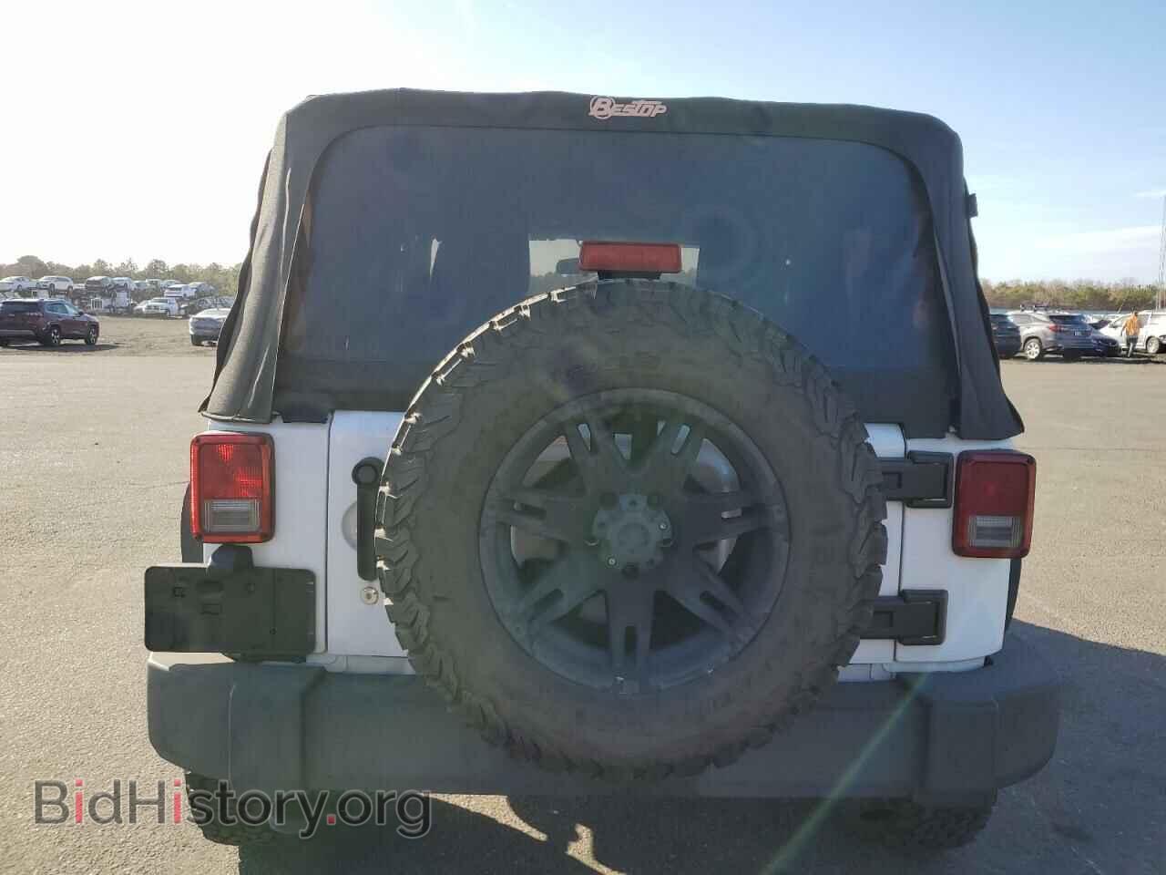 2011 JEEP All Models - VIN: 1J4AA2D17BL619562 - Photo 6