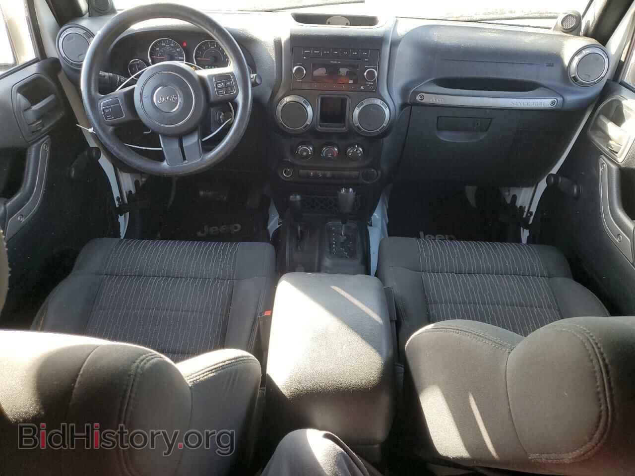2011 JEEP All Models - VIN: 1J4AA2D17BL619562 - Photo 8