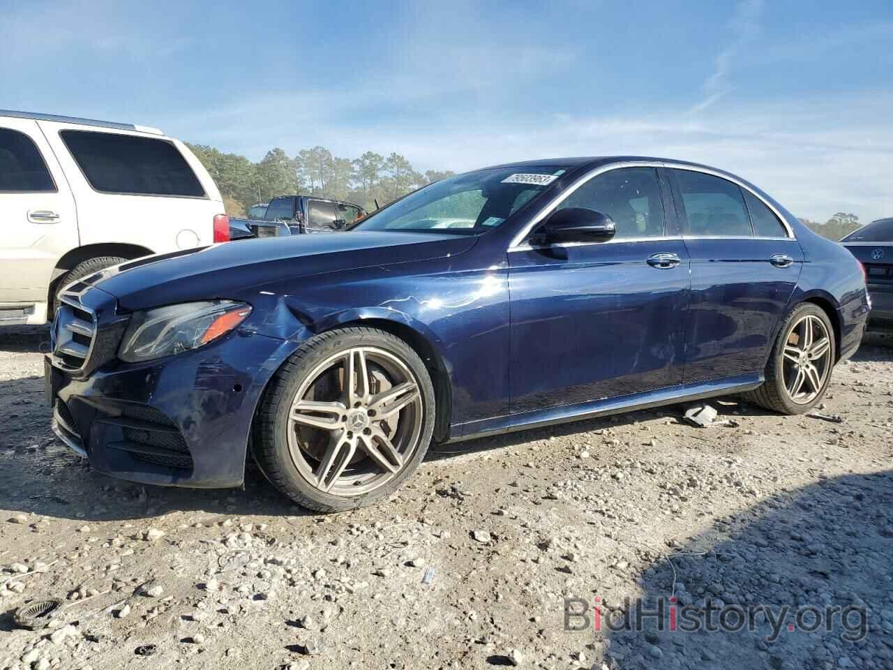 Photo WDDZF4JBXJA446610 - MERCEDES-BENZ E-CLASS 2018