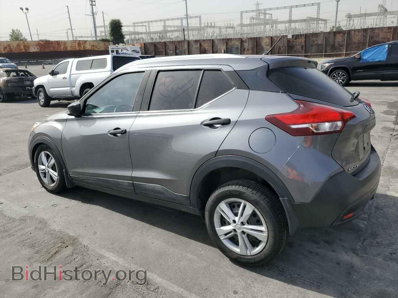 2019 NISSAN KICKS - VIN: 3N1CP5CU3KL541234 - Фото 2