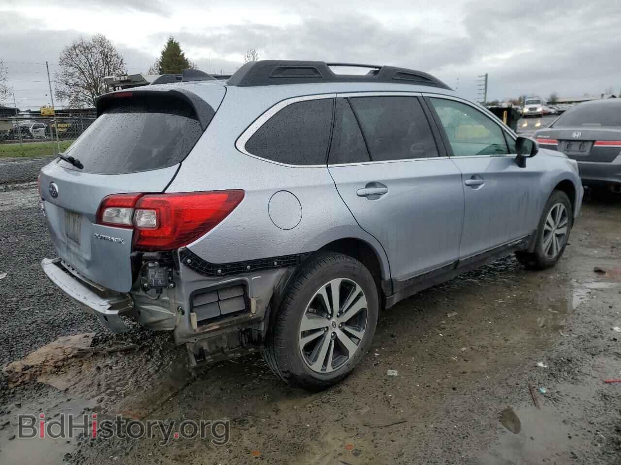 2018 SUBARU OUTBACK - VIN: 4S4BSANC0J3258896 - Фото 3