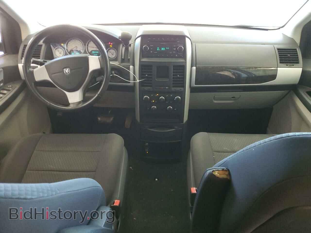 2010 DODGE CARAVAN - VIN: 2D4RN5D11AR297413 - Фото 8