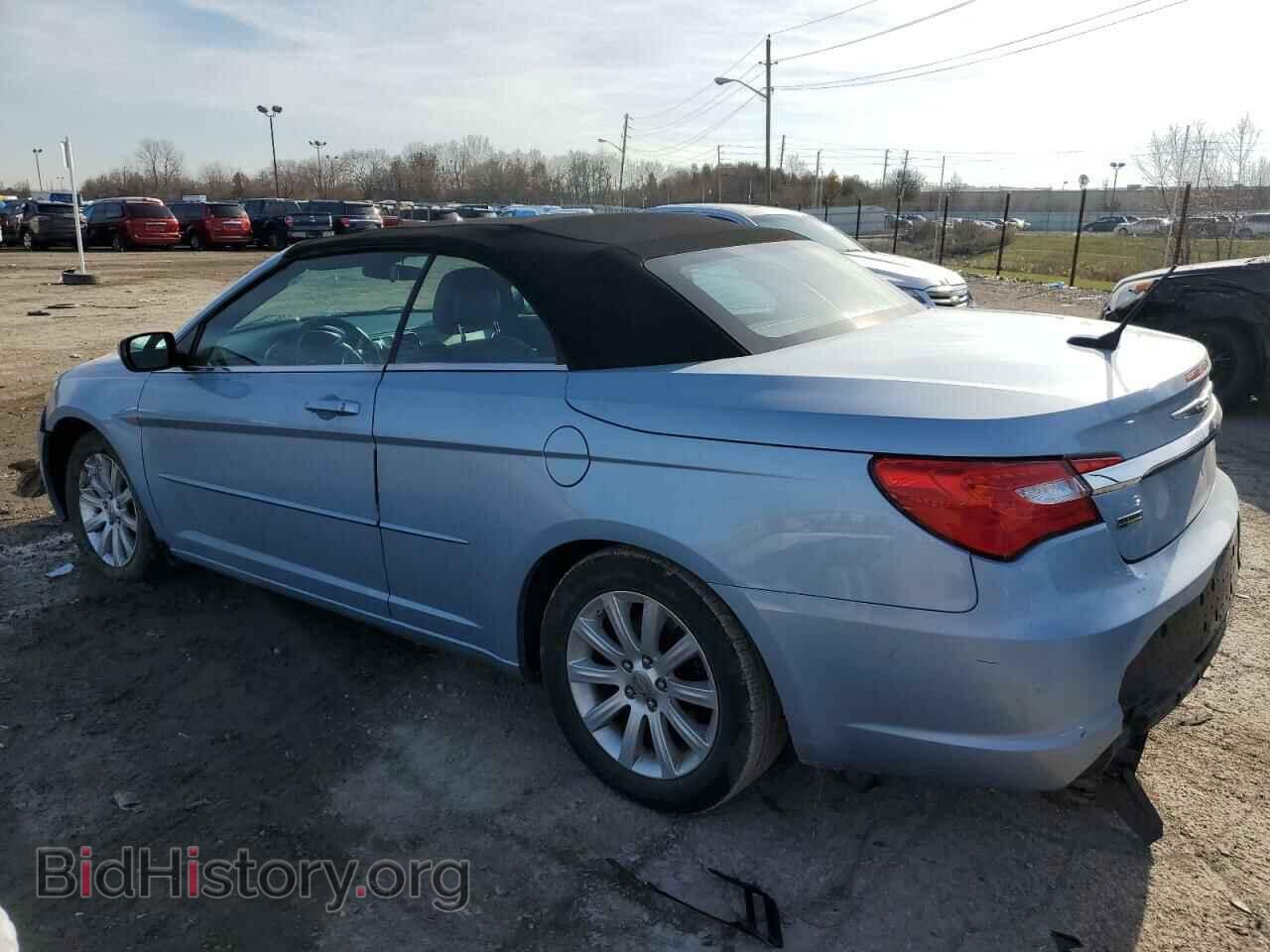 2013 CHRYSLER 200 - VIN: 1C3BCBEG3DN659530 - Фото 2