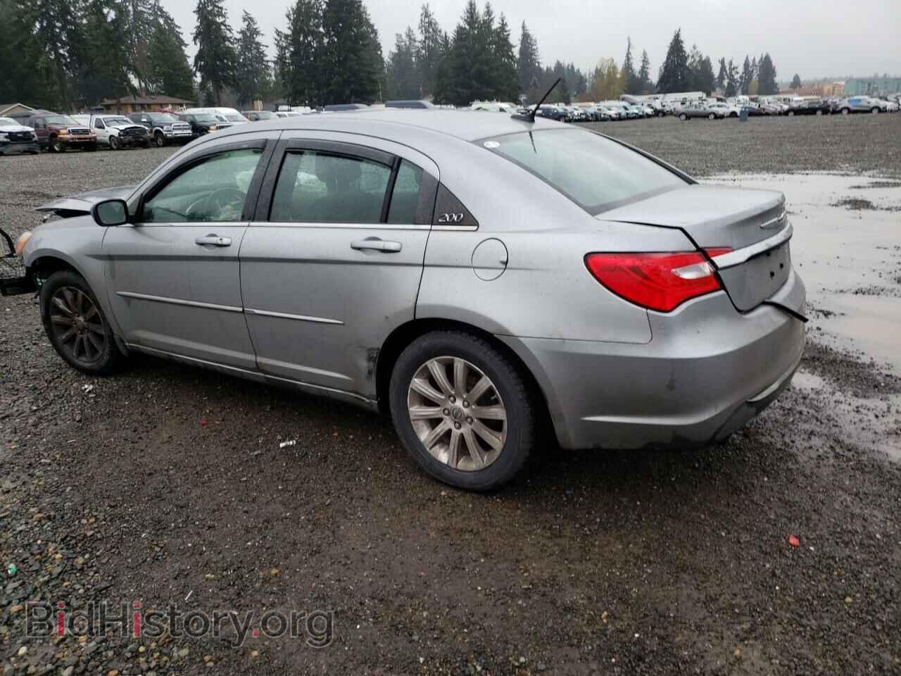 2014 CHRYSLER 200 - VIN: 1C3CCBBGXEN232176 - Фото 2