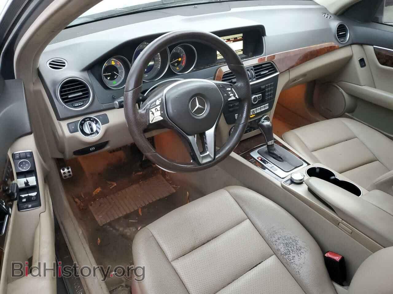 2013 MERCEDES-BENZ C-CLASS - VIN: WDDGF4HB9DR267784 - Фото 8