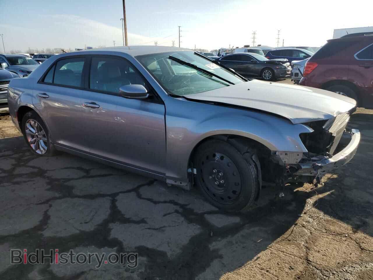 2017 CHRYSLER 300 - VIN: 2C3CCAGG8HH558493 - Фото 4