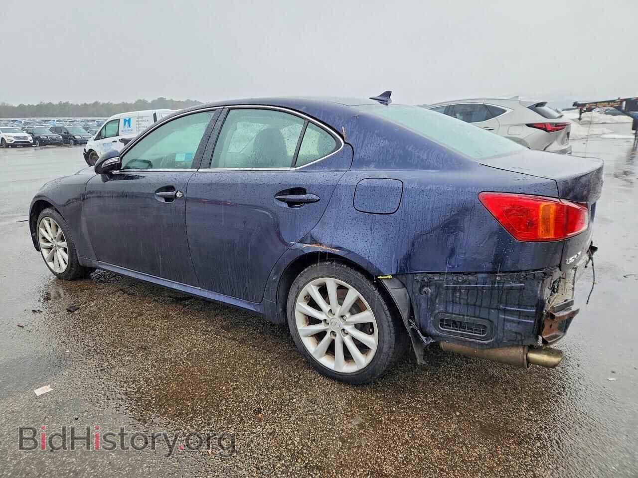 2010 LEXUS IS - VIN: JTHCF5C25A5036100 - Photo 2