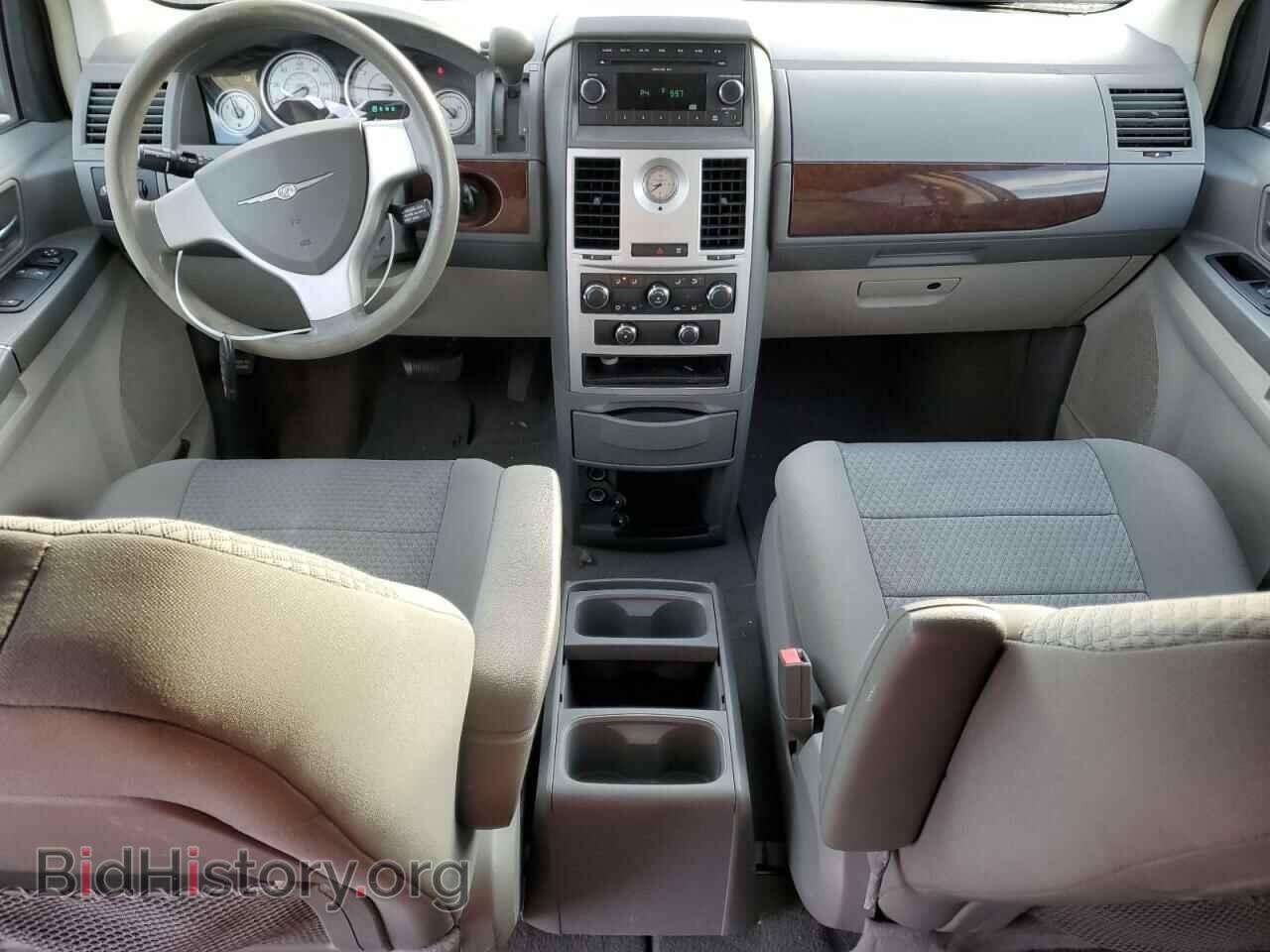 2010 CHRYSLER MINIVAN - VIN: 2A4RR4DE0AR142036 - Photo 8