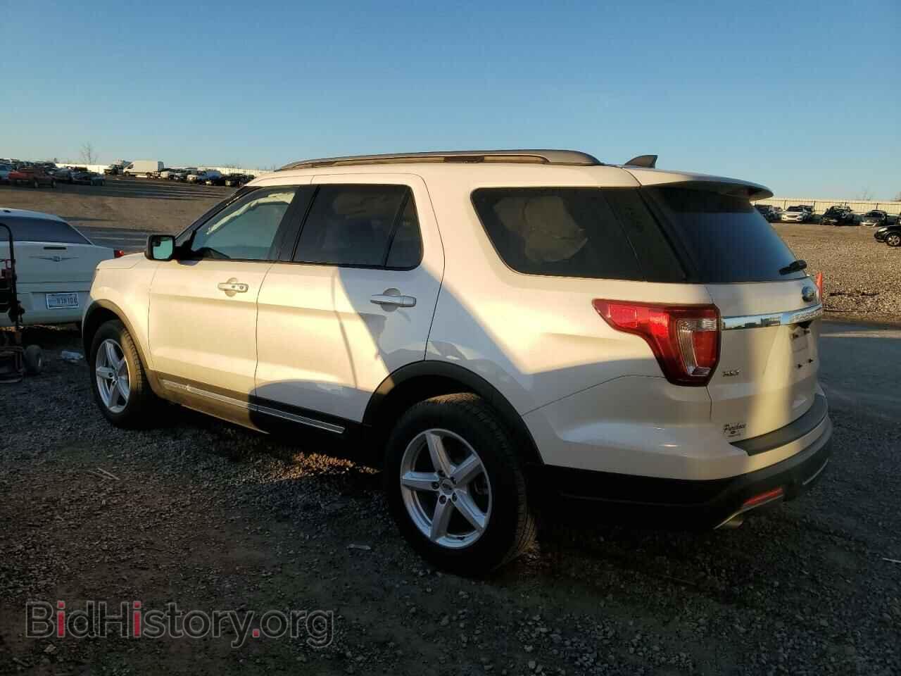 2018 FORD EXPLORER - VIN: 1FM5K7DH3JGB89255 - Фото 2