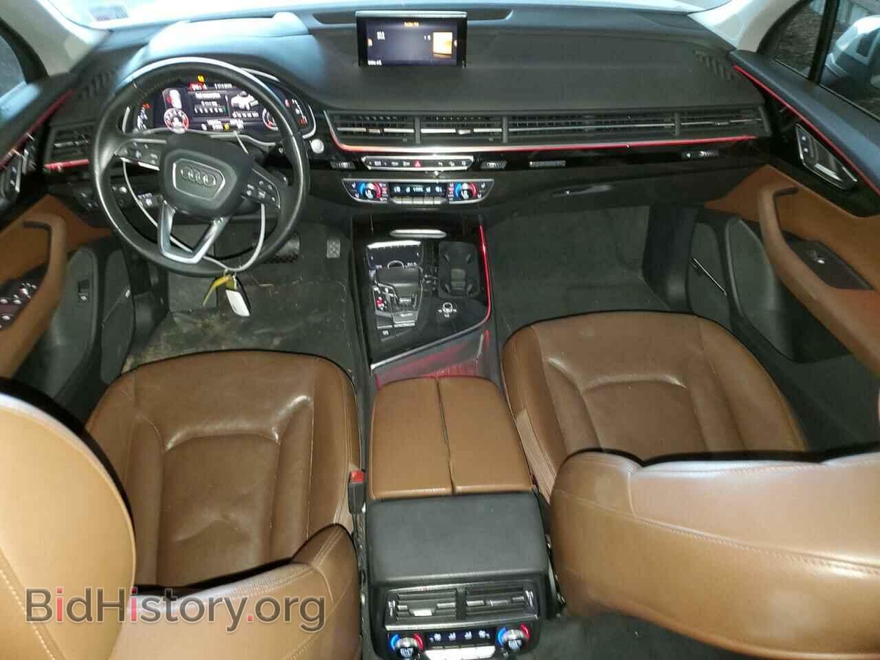 2017 AUDI Q7 - VIN: WA1VAAF70HD033785 - Фото 8