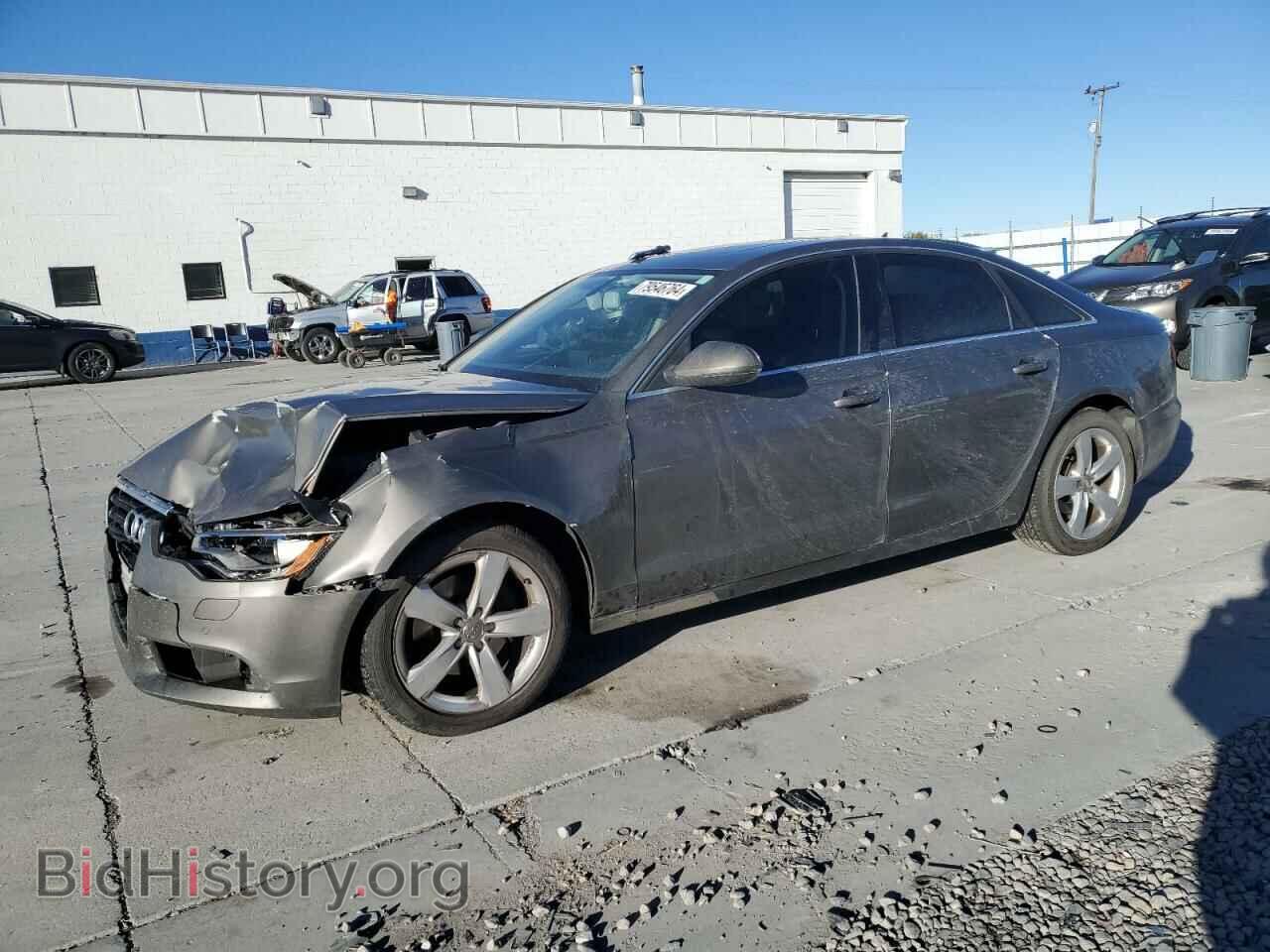Photo WAUDFAFC2CN057036 - AUDI A6 2012