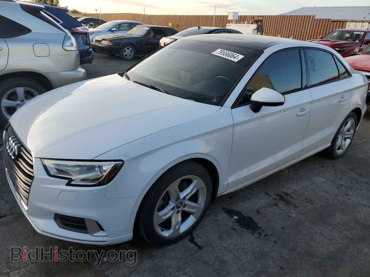 Photo WAUAUGFF3H1039486 - AUDI A3 2017
