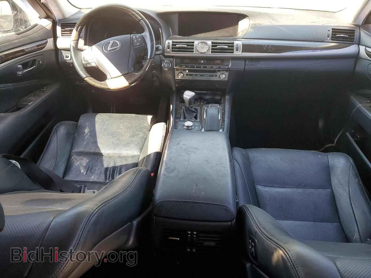 2017 LEXUS LS500 - VIN: JTHBL5EF5H5146272 - Photo 8