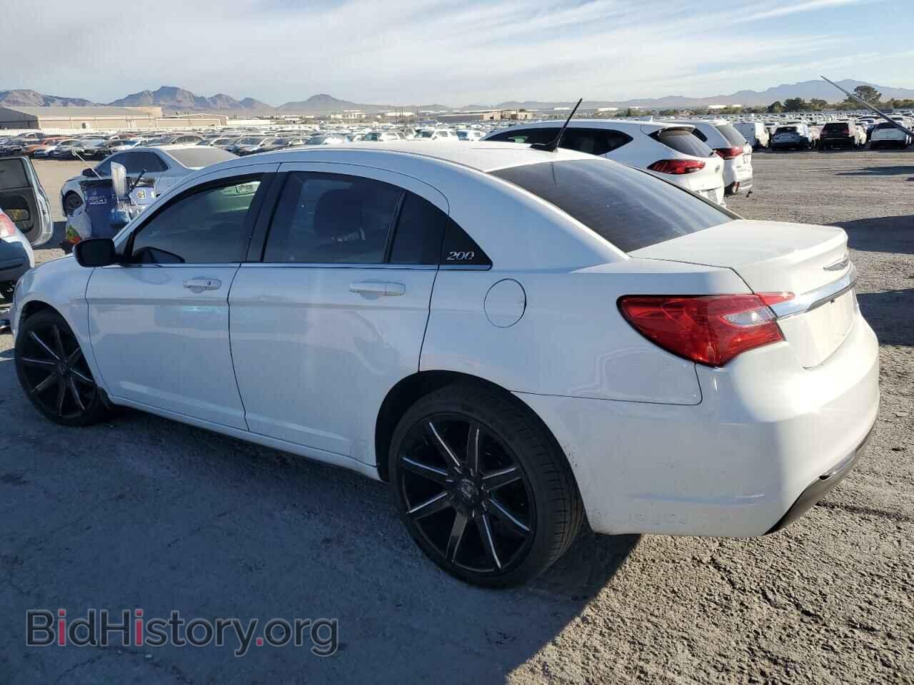 2013 CHRYSLER 200 - VIN: 1C3CCBBB6DN656862 - Фото 2