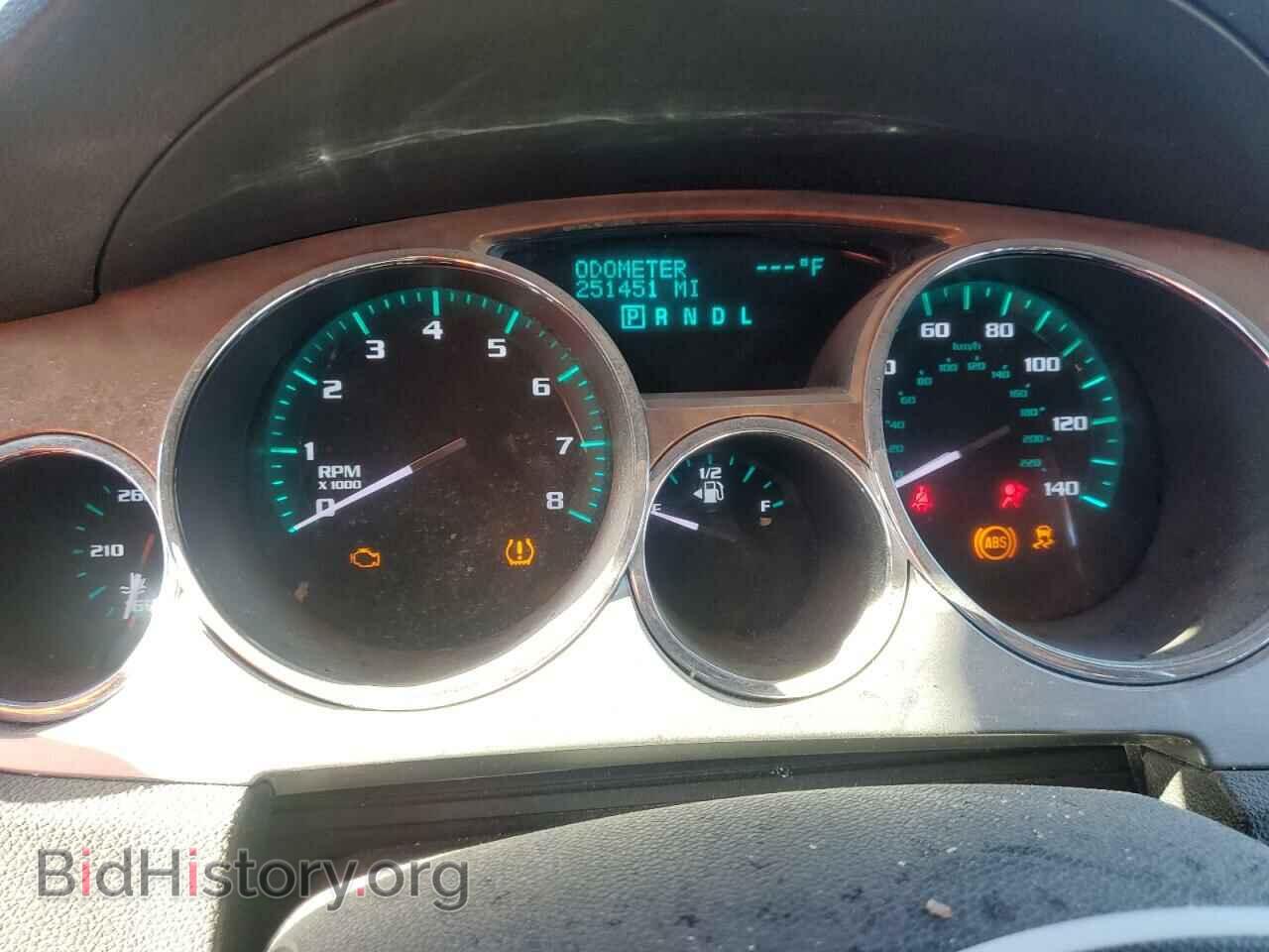 2011 BUICK ENCLAVE - VIN: 5GAKVCED8BJ273130 - Фото 9