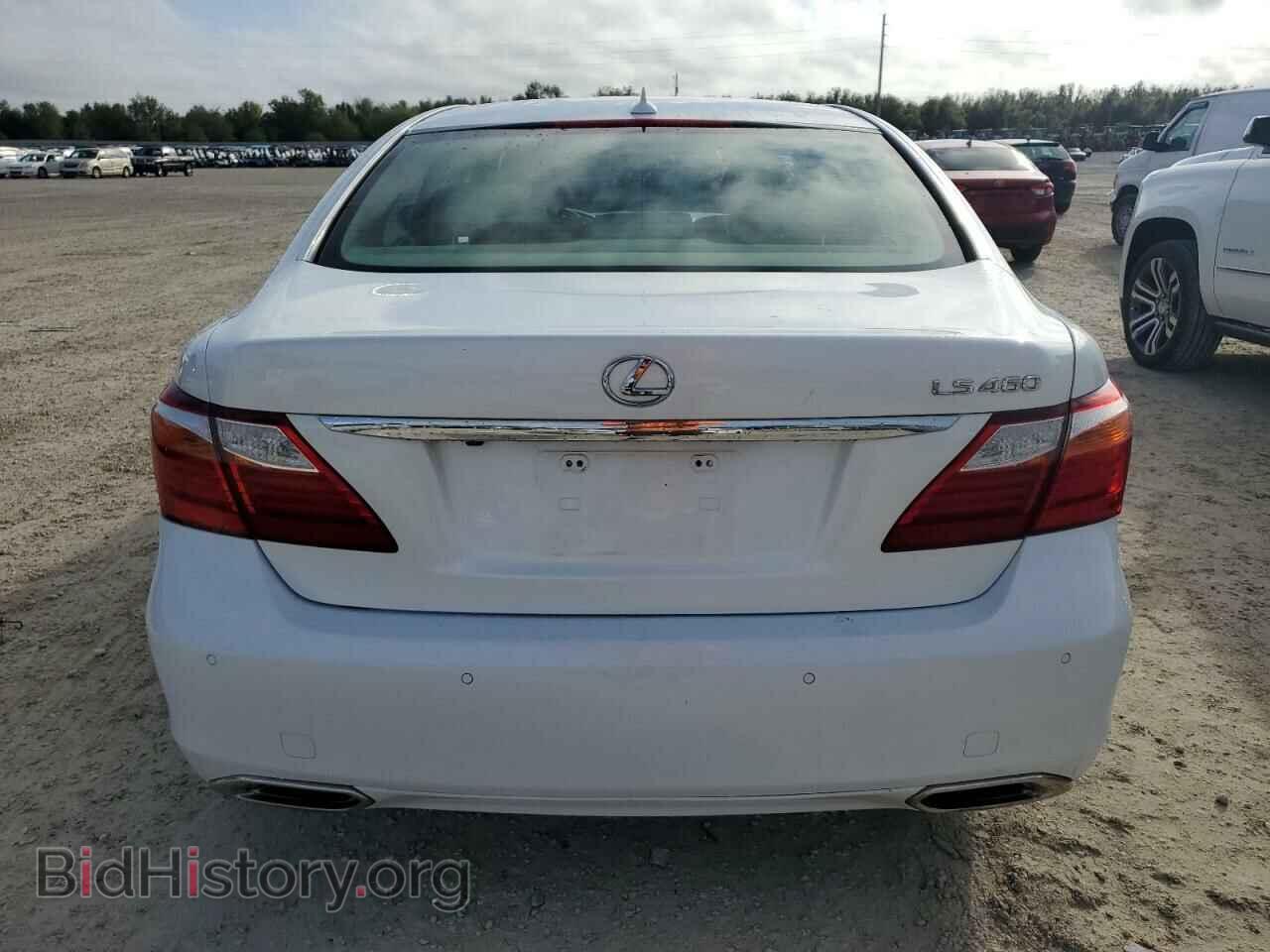 2011 LEXUS LS460 - VIN: JTHBL5EF0B5107838 - Photo 6