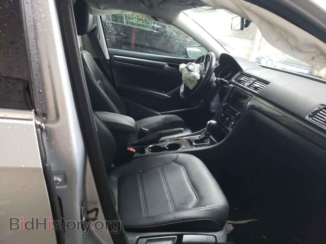 2017 VOLKSWAGEN PASSAT - VIN: 1VWBT7A38HC044482 - Фото 7