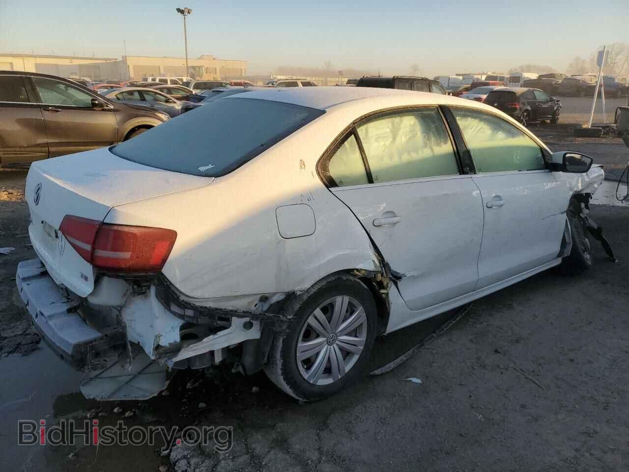 2017 VOLKSWAGEN JETTA - VIN: 3VW2B7AJ6HM227573 - Photo 3