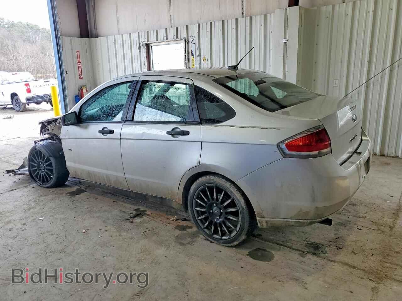 2011 FORD FOCUS - VIN: 1FAHP3FN6BW133631 - Фото 2