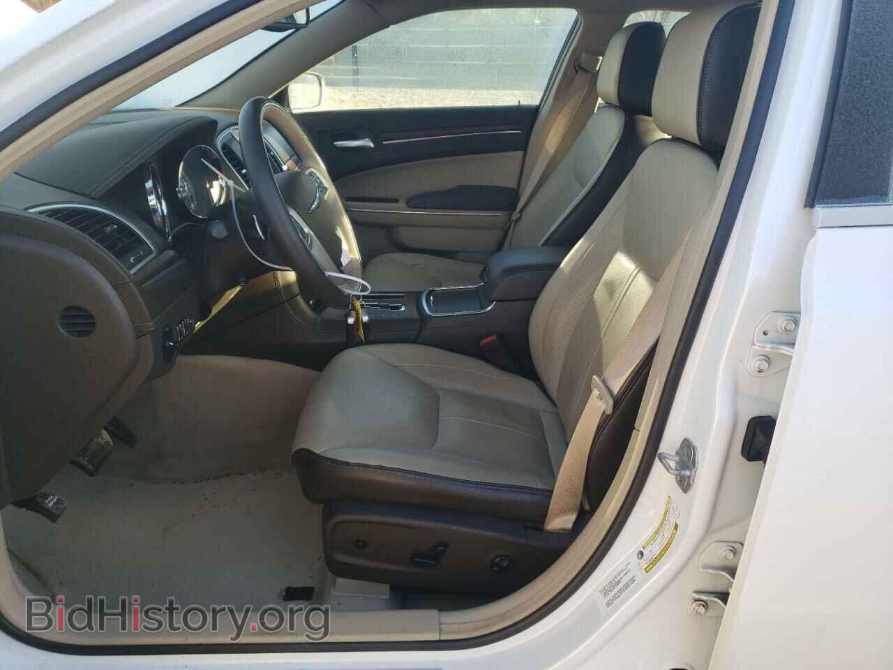 2012 CHRYSLER 300 - VIN: 2C3CCASTXCH253364 - Фото 7