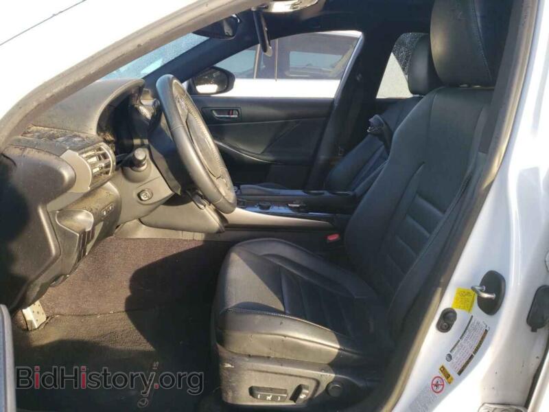 2014 Lexus IS (VIN JTHBE1D24E5010745) — фото 7 из 12