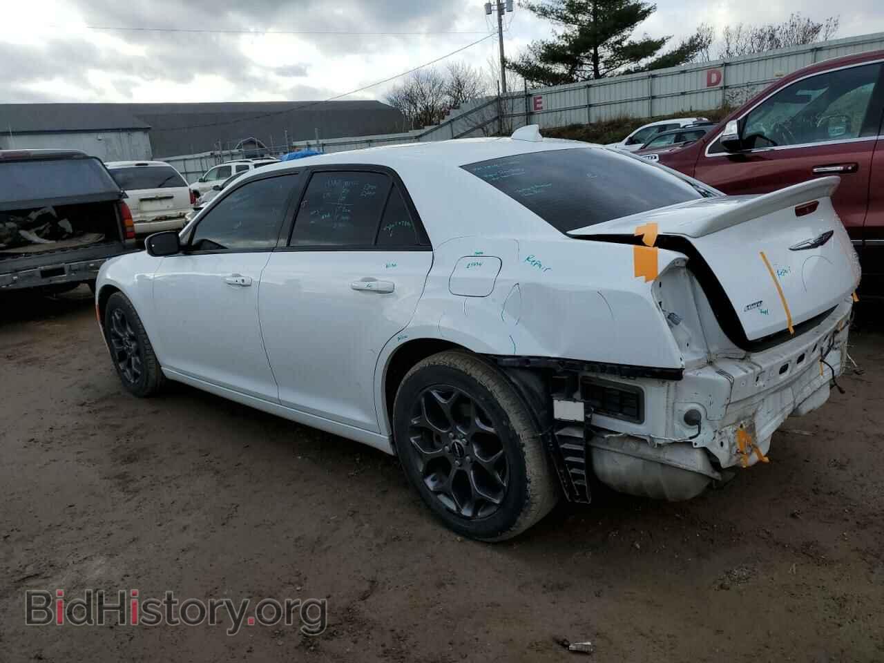 2017 CHRYSLER 300 - VIN: 2C3CCAGG6HH588298 - Фото 2