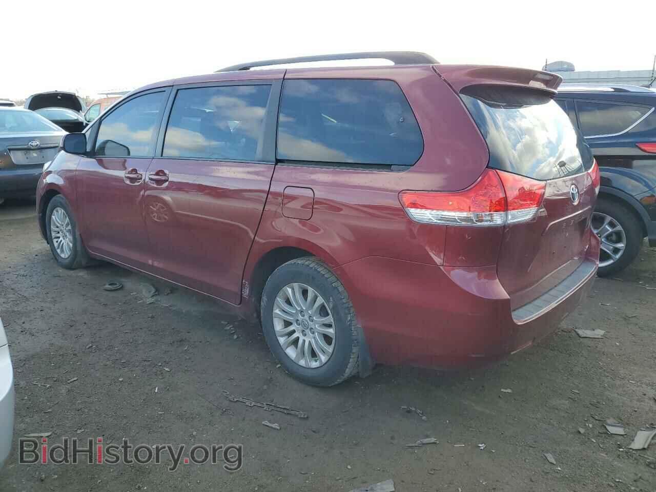 2013 TOYOTA All Models - VIN: 5TDYK3DC8DS284242 - Photo 2
