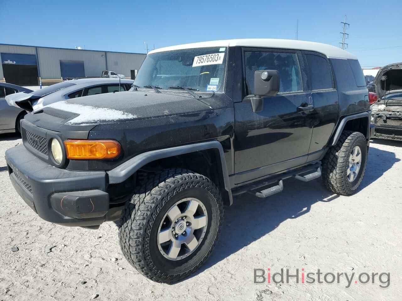 Photo JTEBU4BF1AK080691 - TOYOTA FJ CRUISER 2010