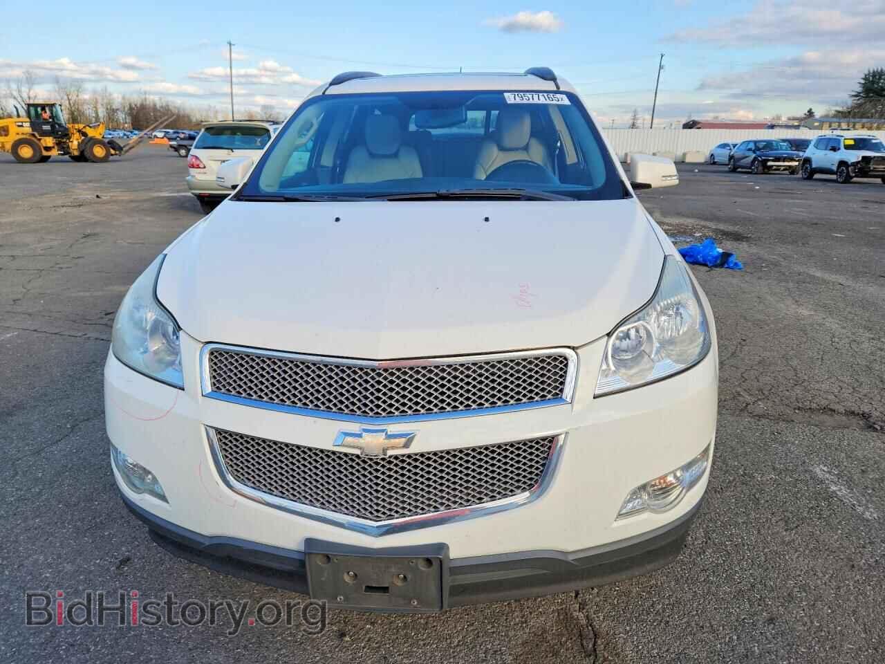 2011 CHEVROLET TRAVERSE - VIN: 1GNKVLED7BJ372964 - Фото 5