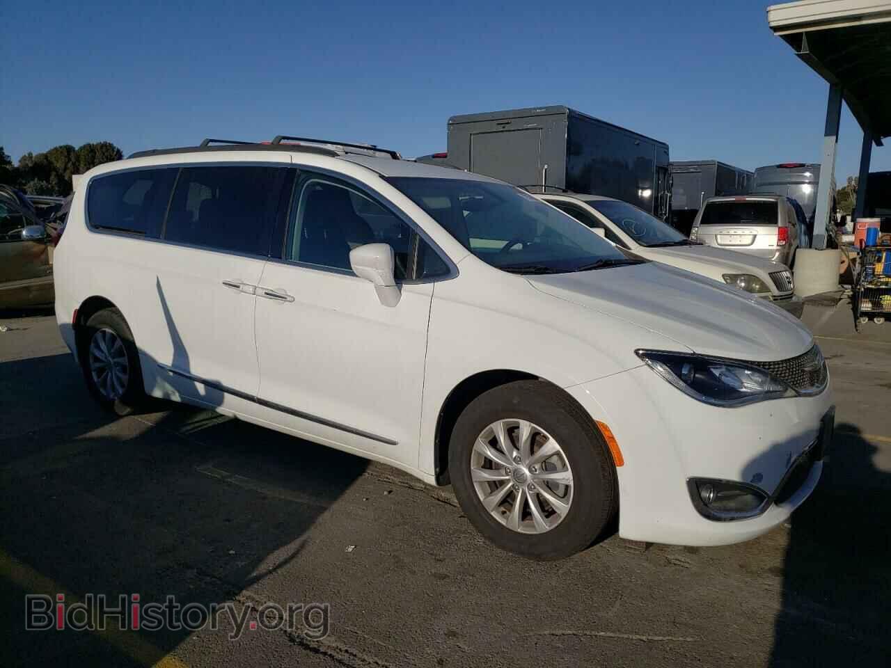2017 CHRYSLER PACIFICA - VIN: 2C4RC1BG2HR564569 - Фото 4