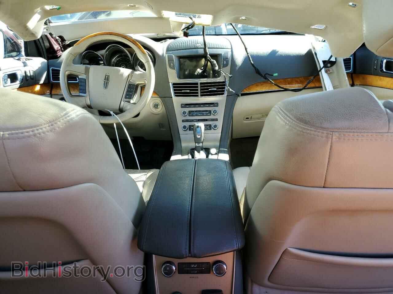 2011 LINCOLN MKT - VIN: 2LMHJ5FR5BBJ53414 - Фото 8