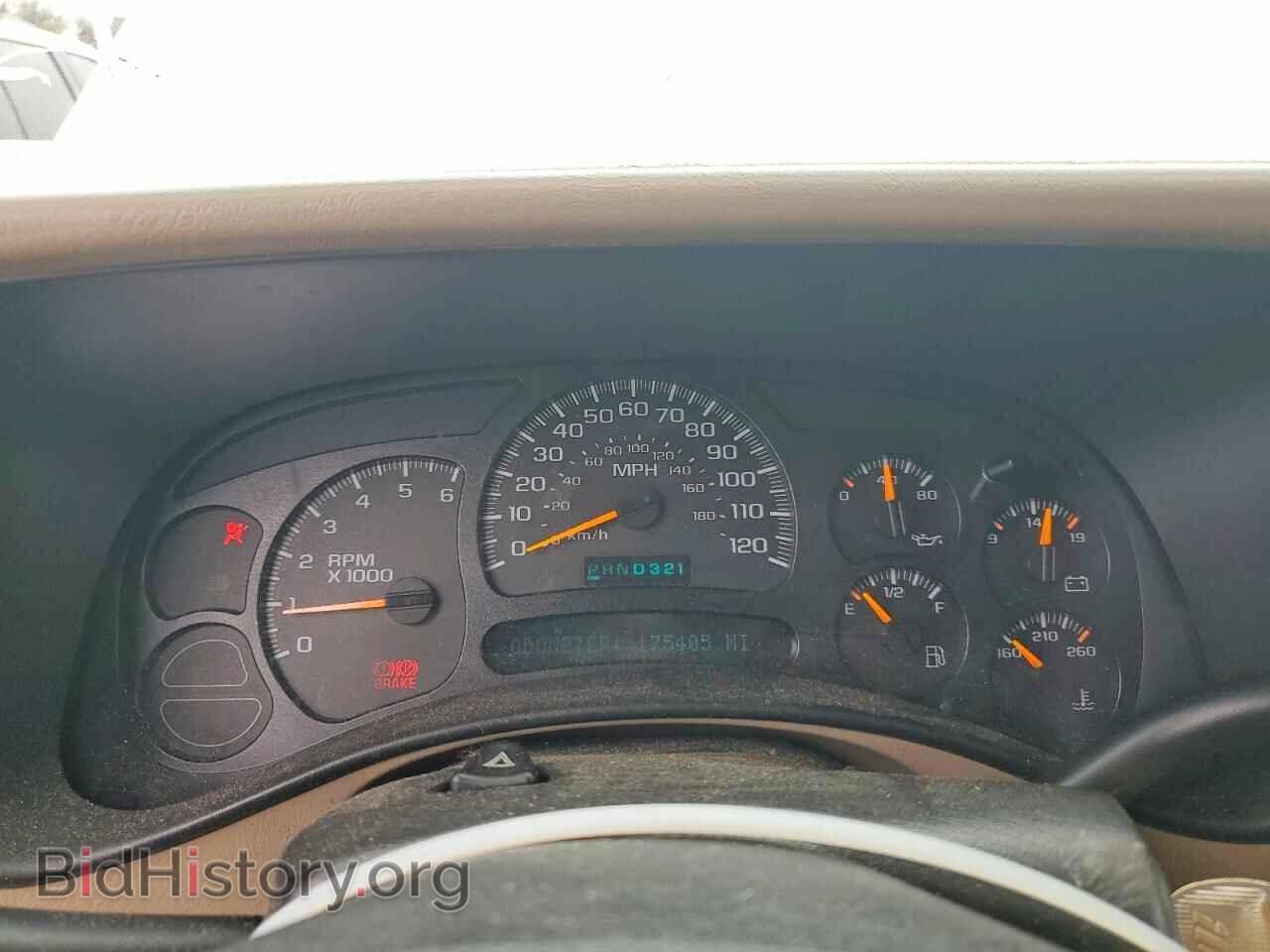 2005 GMC YUKON - VIN: 1GKEC13T75J152999 - Фото 9
