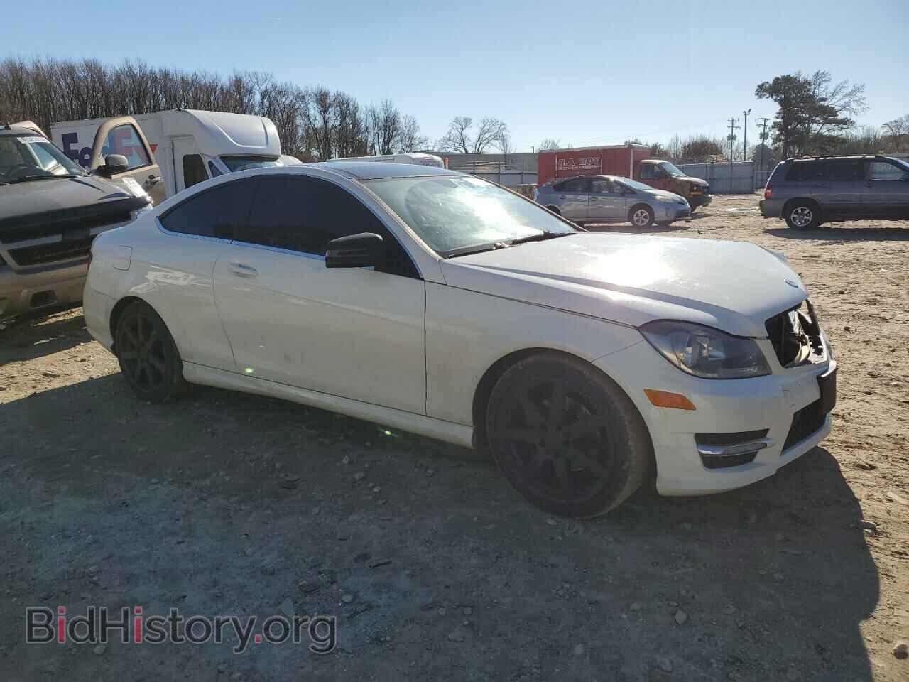 2012 MERCEDES-BENZ C-CLASS - VIN: WDDGJ4HB2CF748667 - Фото 4