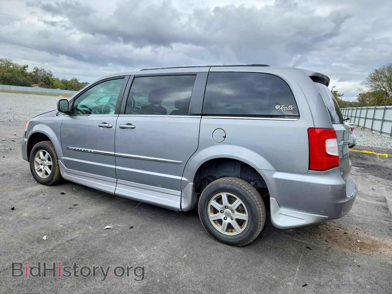 2013 CHRYSLER MINIVAN - VIN: 2C4RC1BG0DR555704 - Фото 2