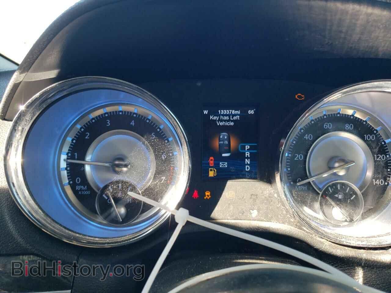2012 CHRYSLER 300 - VIN: 2C3CCAAG0CH263745 - Фото 9