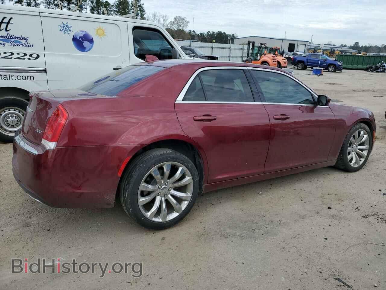 2018 CHRYSLER 300 - VIN: 2C3CCAAG9JH201872 - Фото 3