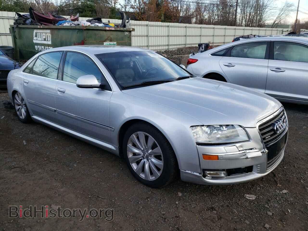 2010 AUDI A8 - VIN: WAURVAFA3AN006066 - Photo 4