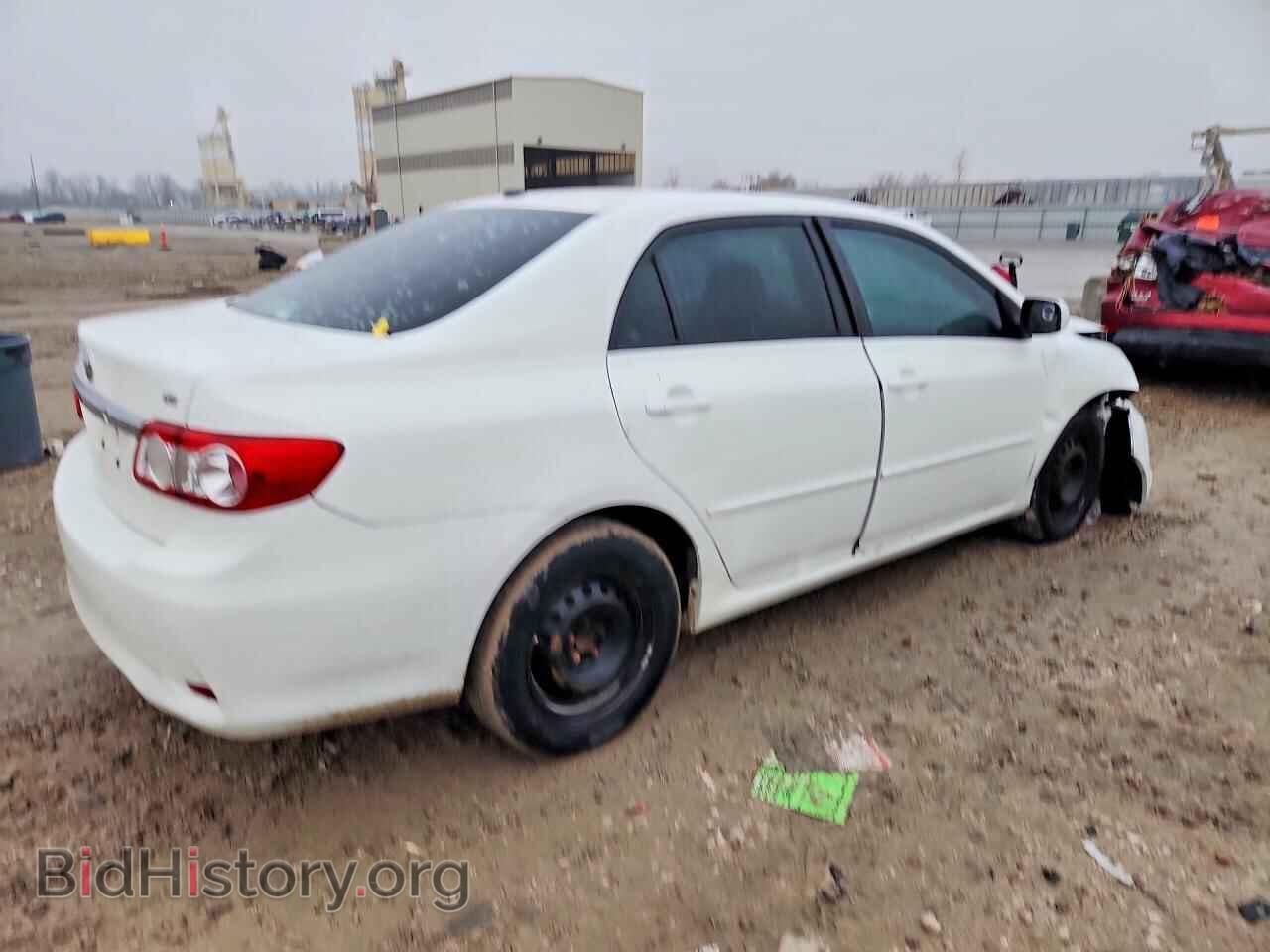 2011 TOYOTA COROLLA - VIN: 2T1BU4EE2BC573242 - Фото 3