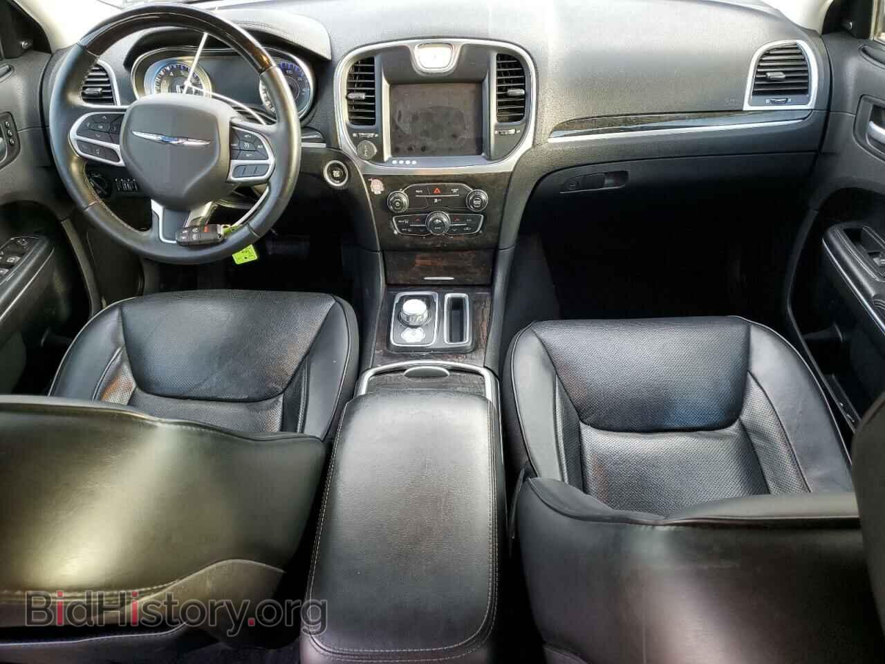 2017 CHRYSLER 300 - VIN: 2C3CCAKG3HH566671 - Фото 8