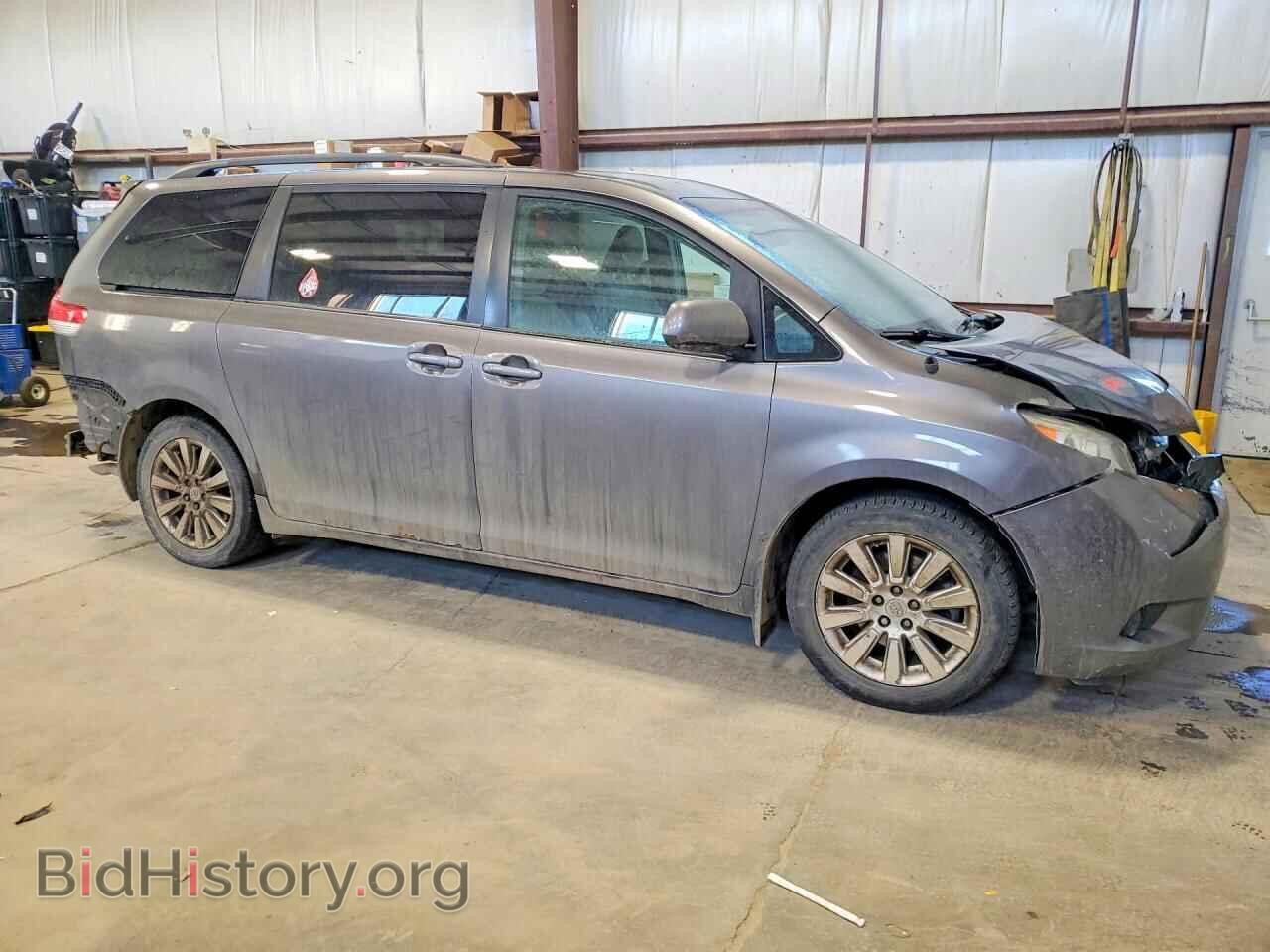 2011 TOYOTA SIENNA - VIN: 5TDJK3DC3BS022630 - Фото 4