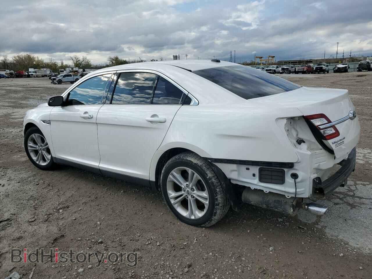 2016 FORD TAURUS - VIN: 1FAHP2E87GG137565 - Фото 2