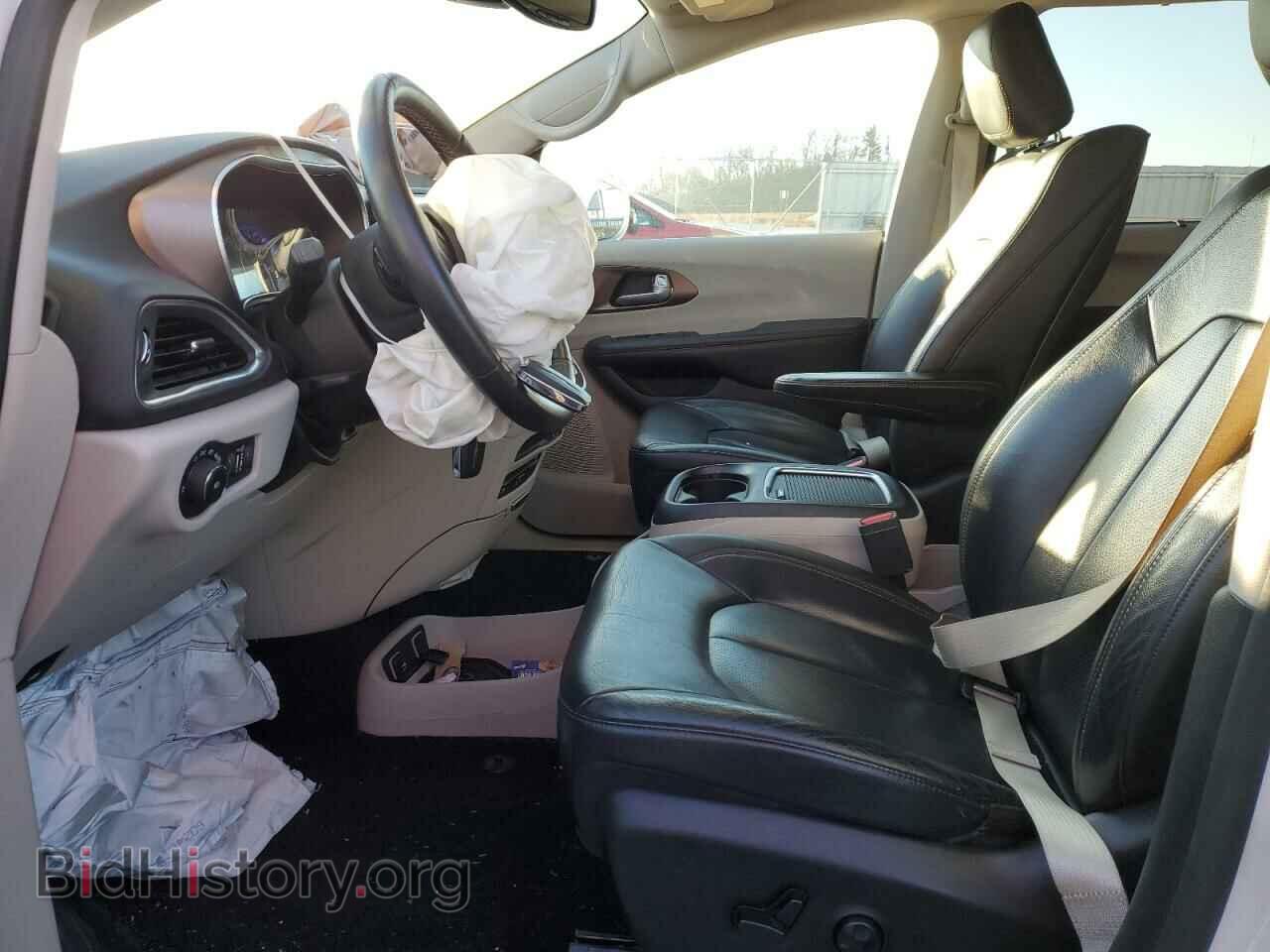2017 CHRYSLER PACIFICA - VIN: 2C4RC1EGXHR570891 - Photo 7