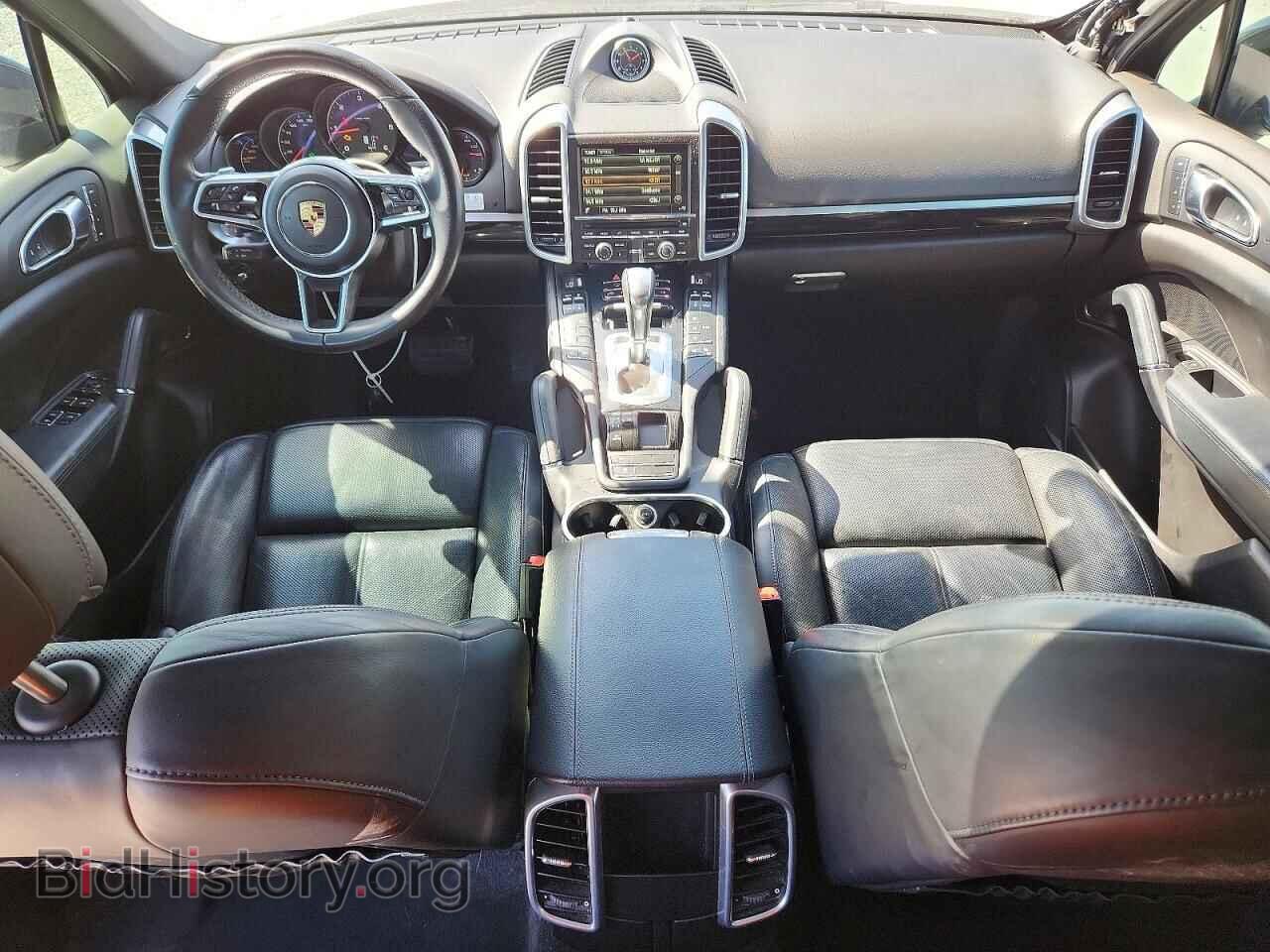 2016 PORSCHE CAYENNE - VIN: WP1AF2A22GKA45596 - Photo 8