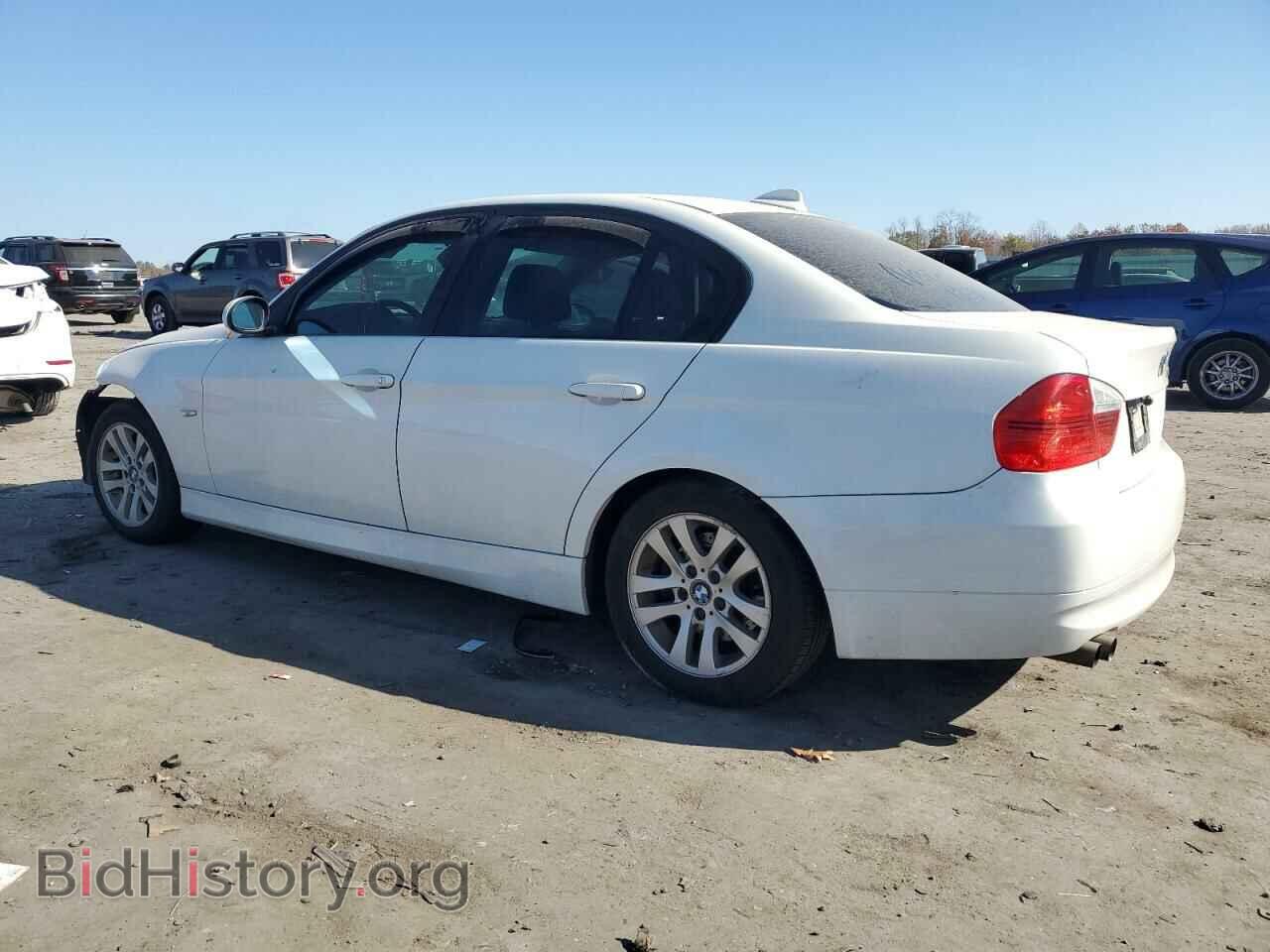 2006 BMW 3 SERIES - VIN: WBAVD13536KV06987 - Фото 2