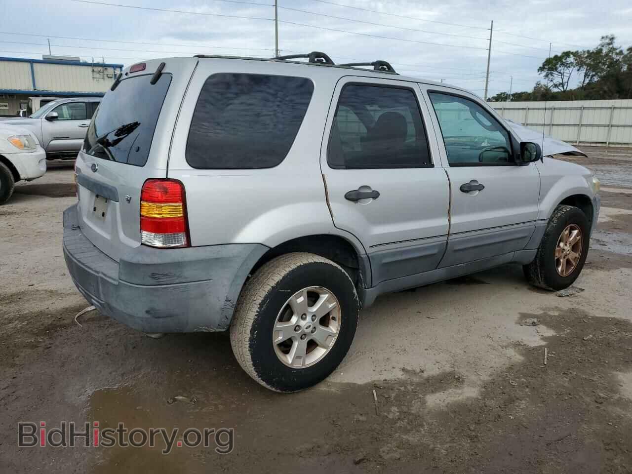 2007 FORD ESCAPE - VIN: 1FMYU03127KC04840 - Фото 3