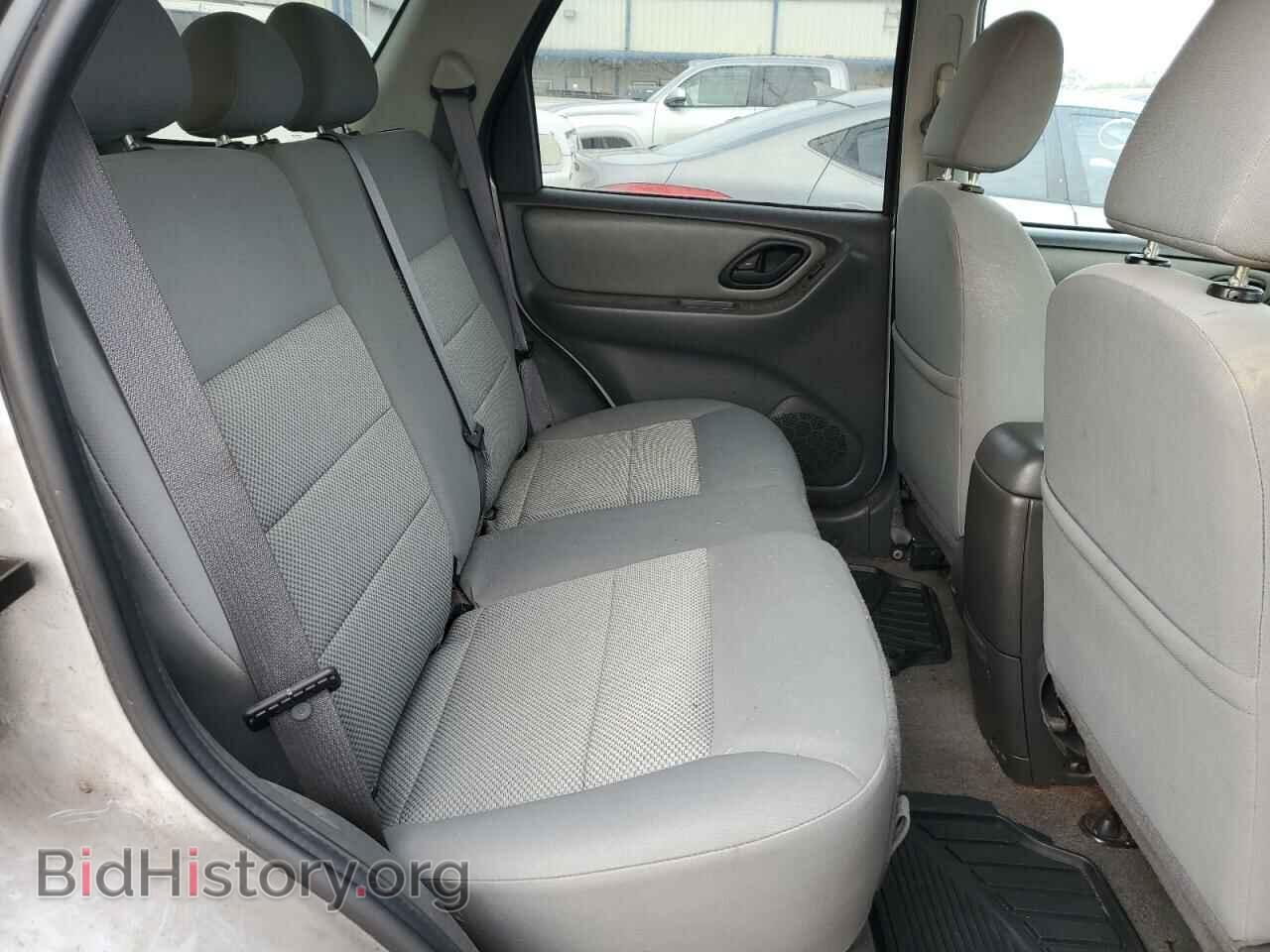 2007 FORD ESCAPE - VIN: 1FMYU03127KC04840 - Фото 10