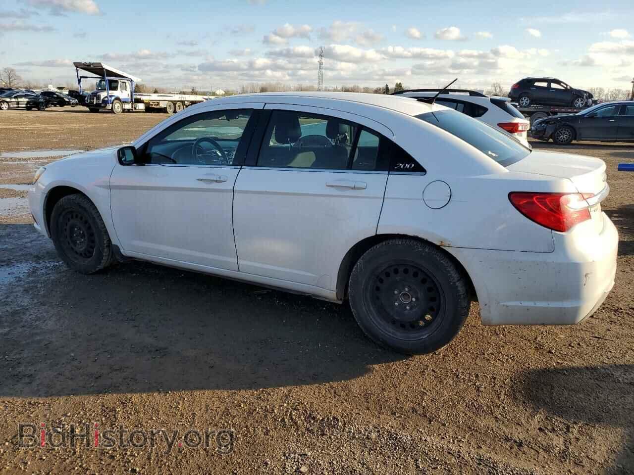 2013 CHRYSLER 200 - VIN: 1C3CCBBB4DN605893 - Фото 2