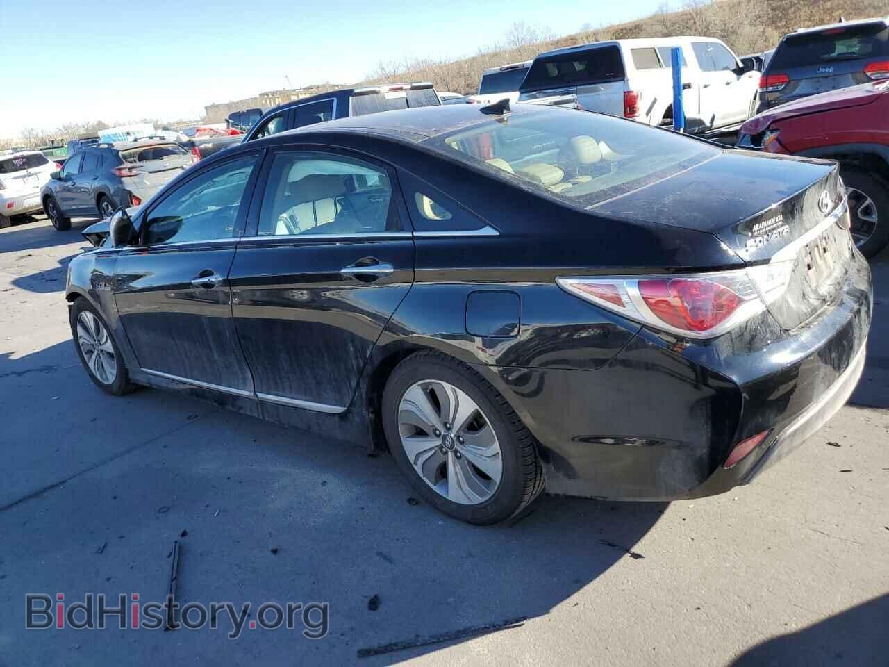 2014 HYUNDAI SONATA - VIN: KMHEC4A40EA111747 - Фото 2