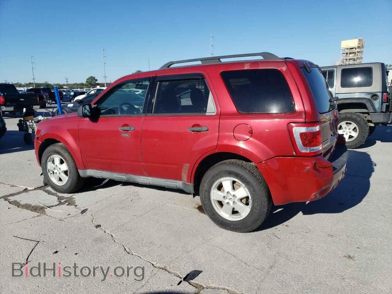 2011 FORD ESCAPE - VIN: 1FMCU9D77BKB91870 - Фото 2